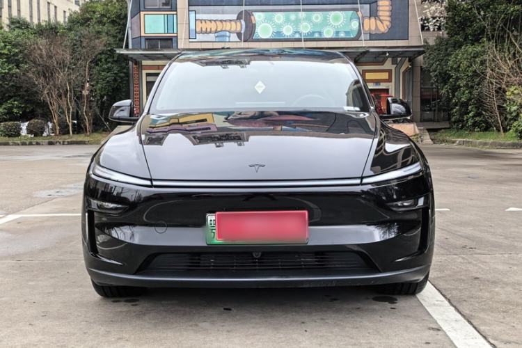 Used Tesla Model Y L 2025 Model Long-Range All-Wheel-Drive Version
