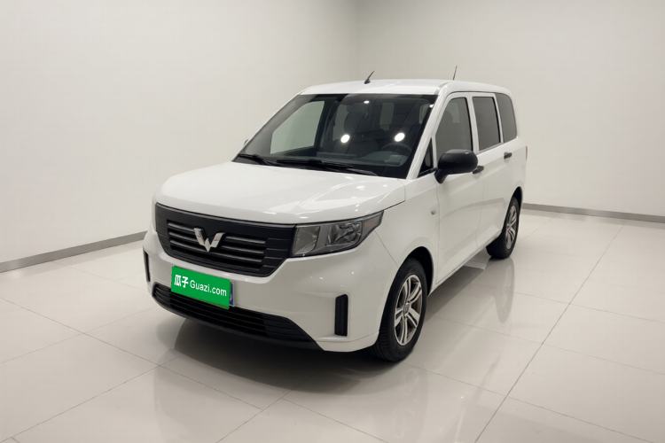 Used Wuling Hongguang PLUS 2019 1.5T Manual Standard Version 7 Seats