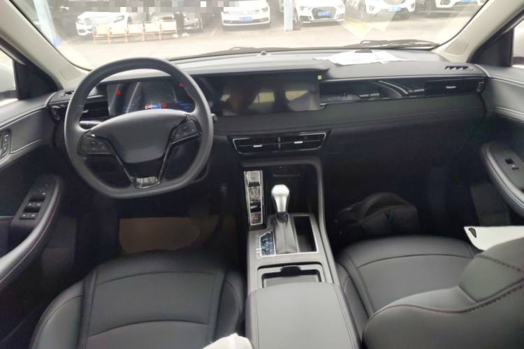 Used Roewe i5 2023 1.5L CVT Luxury Edition