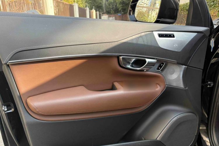 Used Volvo XC90 New Energy 2024 T8 Luxury Flagship 7-Seater
