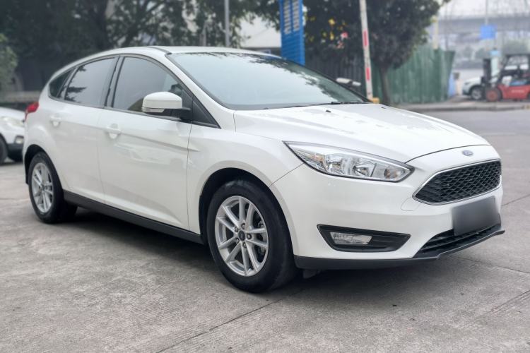 Used Ford Focus 2018 Hatchback Classic 1.6L Automatic Trendy SmartDrive Edition