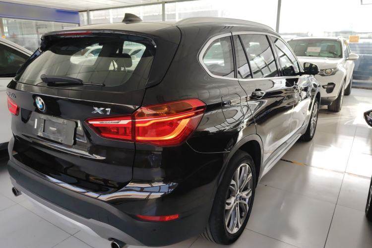 Used BMW X1 2016 xDrive20Li Luxury Model
