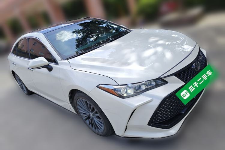 Used Toyota Avalon 2019 2.5L Touring Premium Version China VI Standard

