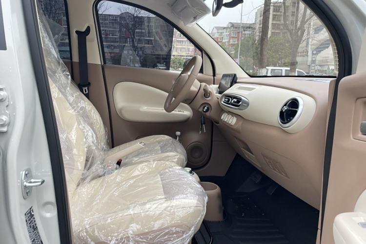 Used Wuling Hongguang MINIEV 2025 Four-Door Version Advanced Edition
