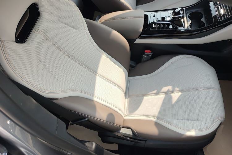 Used BYD Qin PLUS 2024 HONOR Edition DM-i 55KM Leading Model
