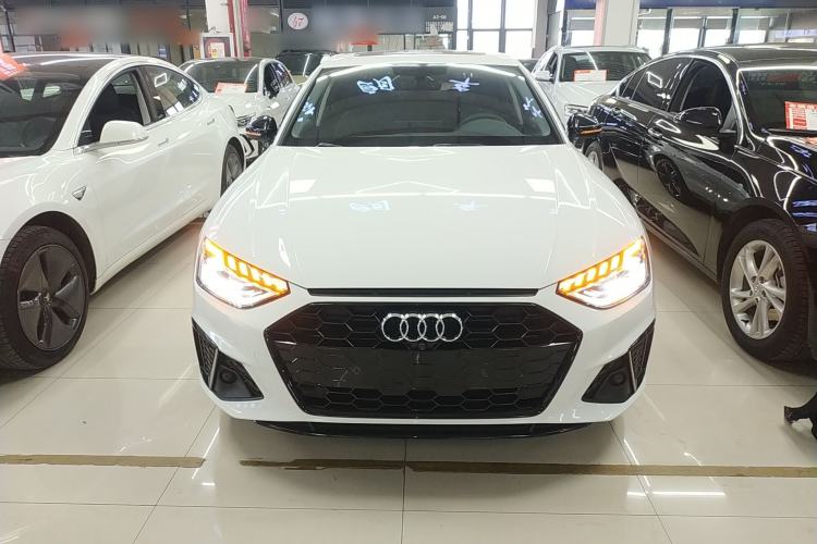 Used Audi A4L 2022 40 TFSI Luxury Dynamic Model