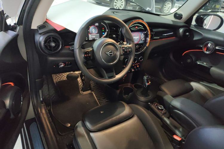 Used MINI MINI 2023 2.0T COOPER S Artist