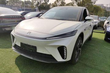 Used Rising R7 2023 Rear-Drive Screen King Edition