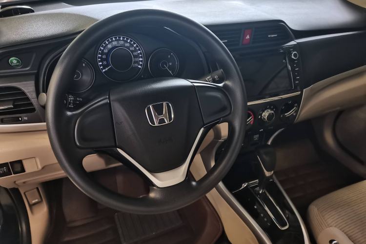 Used Honda Crider 2016 1.8L CVT Comfort Version
