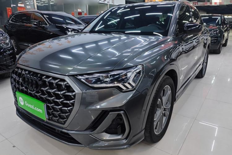 Used Audi Q3 2024 40 TFSI Fashion Dynamic Model