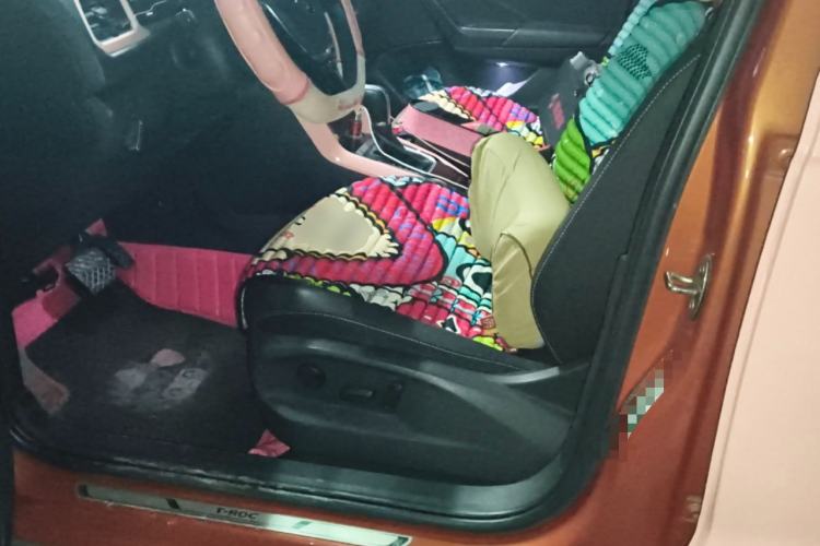 Used Volkswagen T-ROC 2019 280TSI DSG Two-Wheel-Drive Luxury Model China VI Standard
