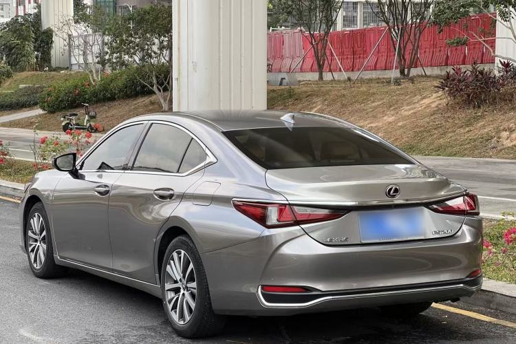 Used Lexus ES 2020 200 Excellence Edition