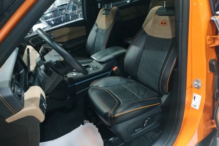 Used Ford Explorer 2024 2.3T EcoBoost Kunlun Peak Edition 7-Seater
