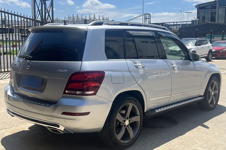 Used Mercedes-Benz GLK-Class 2013 GLK 300 4MATIC Dynamic Sunroof Model
