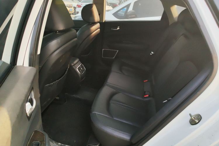 Used Kia K5 2016 1.6T Automatic LUX
