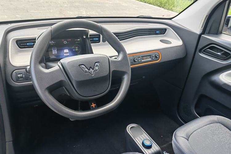 Used Wuling Hongguang MINIEV 2020 Freedom Version Lithium Iron Phosphate
