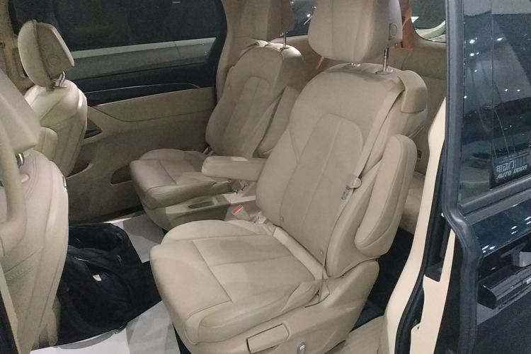 Used Buick GL8 2023 ES Lu Zun Deluxe Model
