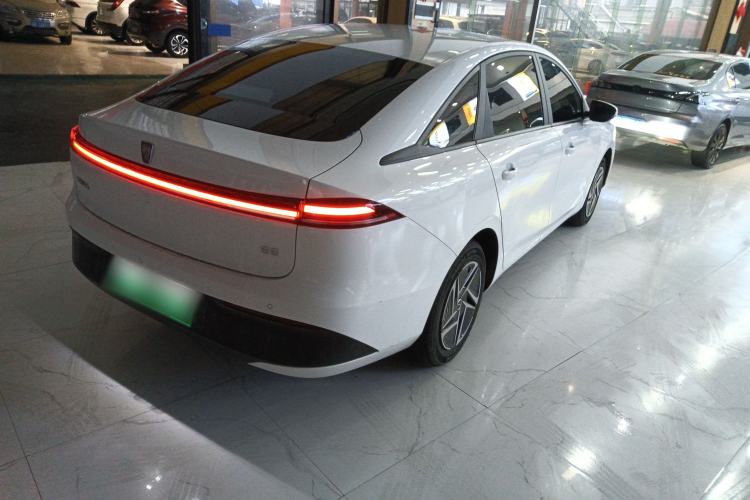 Used Roewe Roewe E6 2025 Model 520km Taxi Version