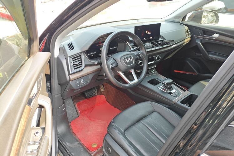 Used Audi Q5L 2022 45T Luxury Elegant Model
