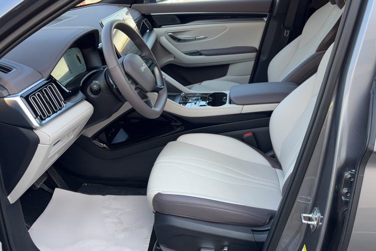 Used BYD Song PLUS New Energy 2025 EV Intelligent Driving Version 520km Premium Model
