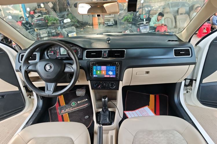 TDK.VehicleDetails.img