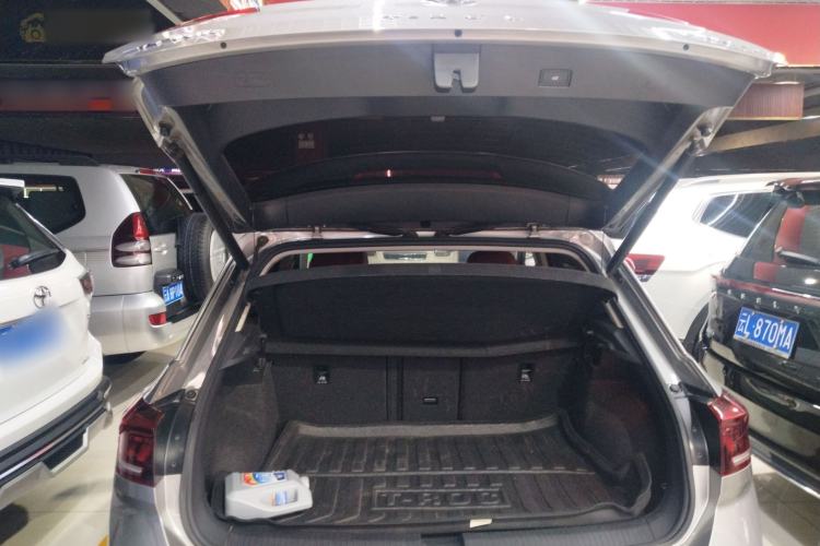 Used Volkswagen T-ROC 2020 280TSI DSG Two-Wheel Drive Comfort Version