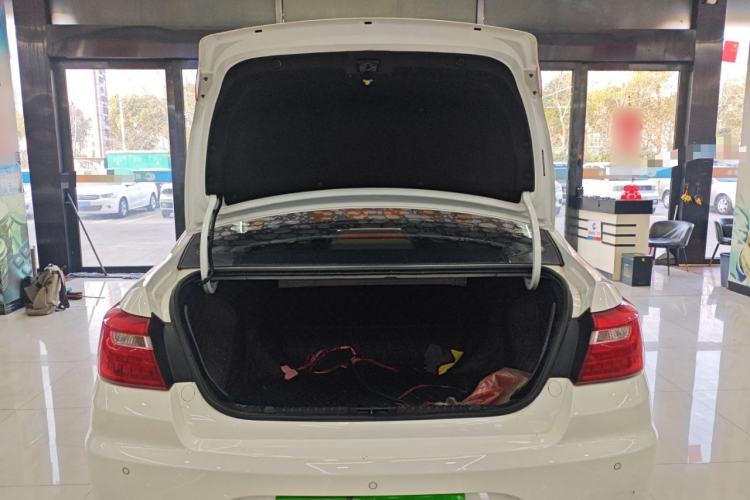 Used Geely Auto Vision 2019 Upgraded Model 1.5L Manual Luxury Version China VI Standard