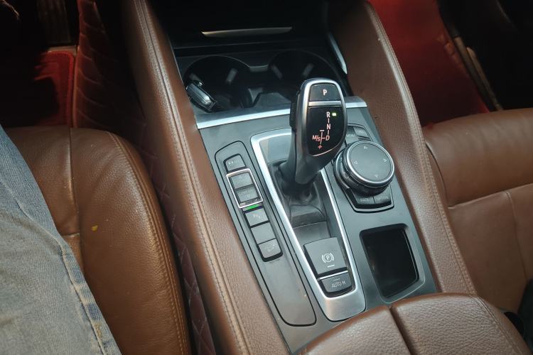 Used BMW X6 2015 xDrive35i Leading Model