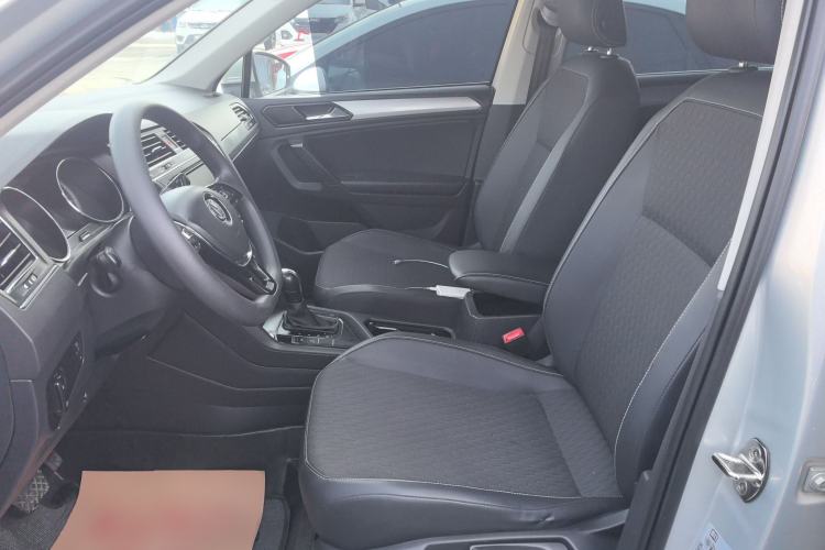 Used Volkswagen Tiguan L 2017 330TSI Automatic Two-Wheel Drive Luxury Edition
