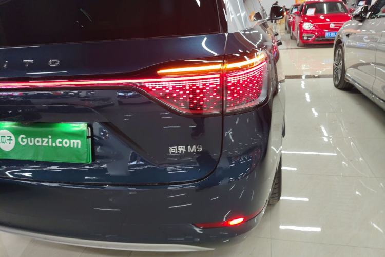 Used Hima AITO M9 2025 Extended-Range Max Version 52 kWh 6-Seater Edition
