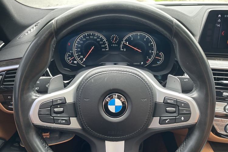 Used BMW 5 Series 2018 Restyled 530Li Luxury Edition M Sport Package
