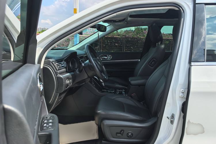 Used  Commander 2018 2.0T Four-Wheel Drive Prestige Edition China V
