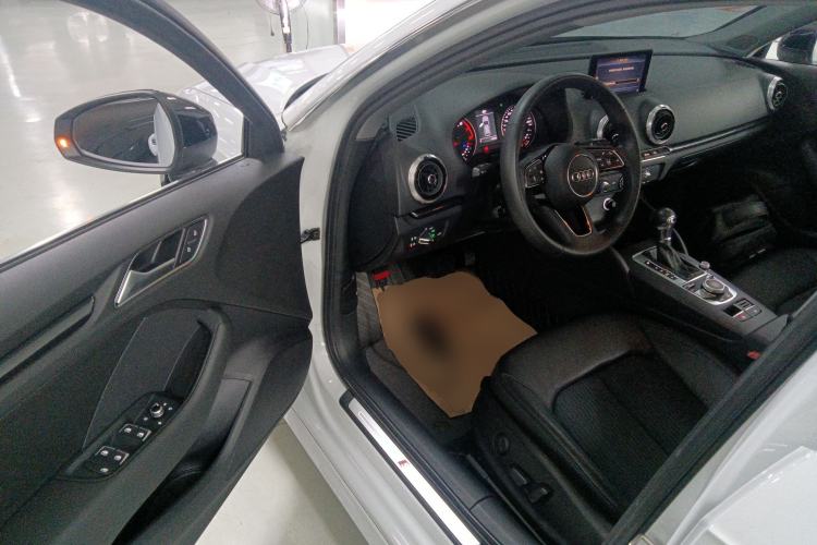 Used Audi A3 2020 Sportback 35 TFSI Fashion Edition China VI Emission Standard