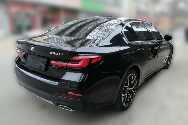 Used BMW 5 Series 2022 Second Facelift 530Li Luxury Version M Sport Package