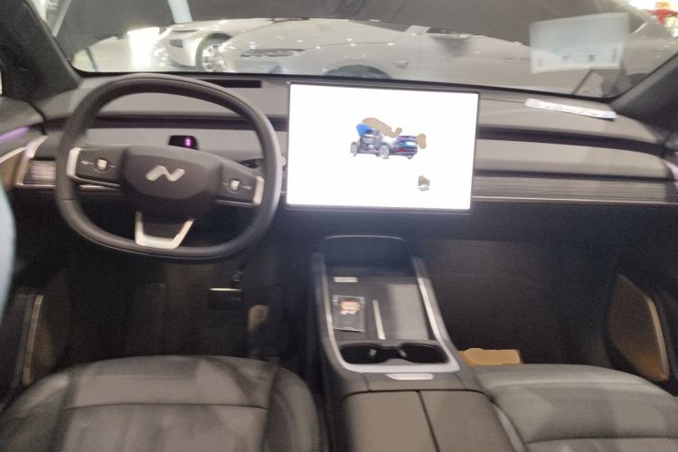 Used ONVO L60 2024 60 kWh Rear-Drive Version