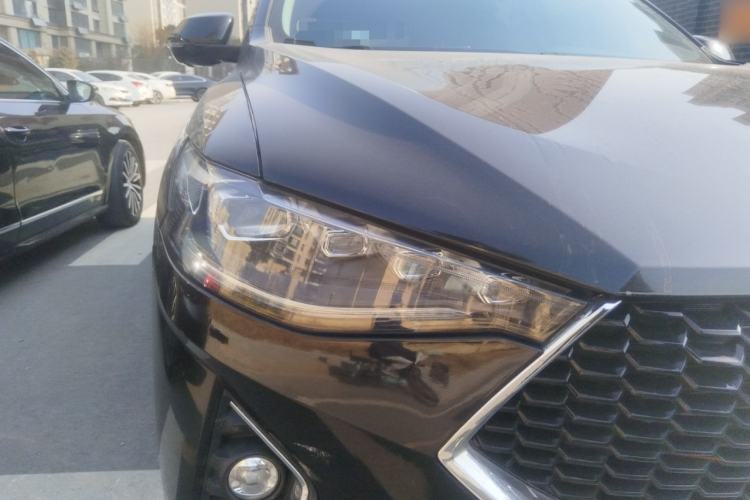 Used Haval F7 2019 2.0T Two-Wheel Drive i-Van China V standard
