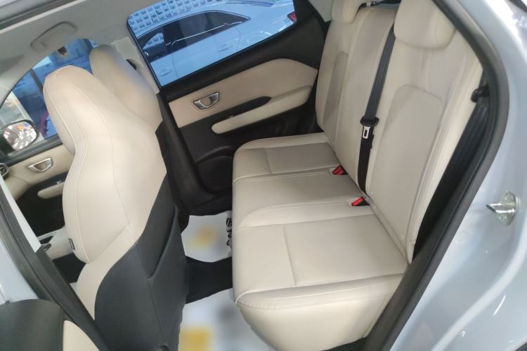 Used Wuling Bingo PLUS 2024 330 km Range Five-Seater Version
