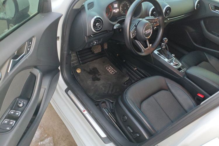 Used Audi A3 2019 Limousine 35 TFSI Fashion Edition China V standard
