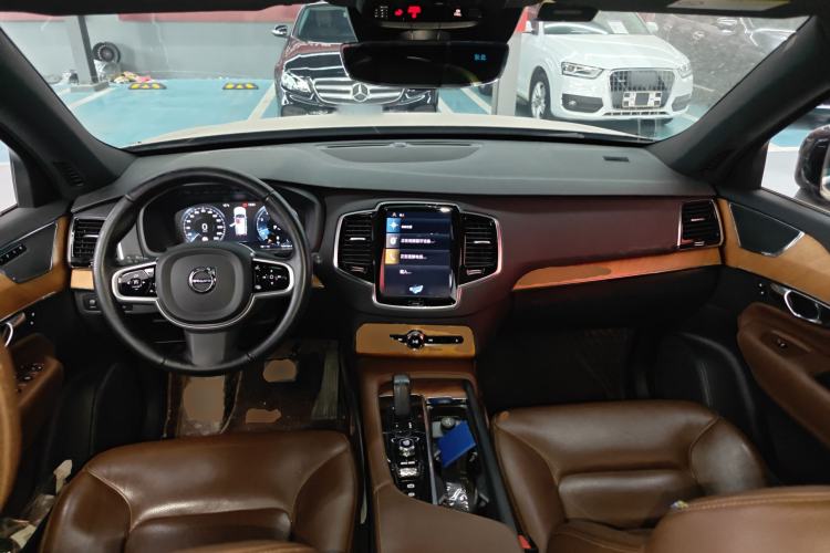 Used Volvo XC90 2021 B6 Zhiyi Luxury Edition 7-Seater
