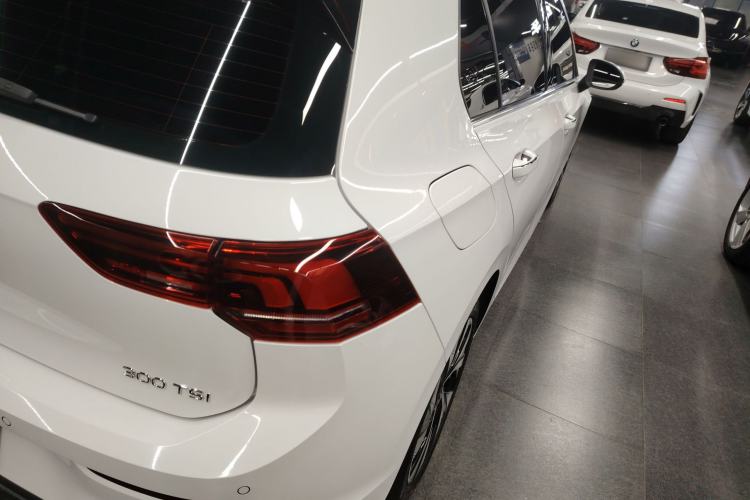 Used Volkswagen Golf 2025 300TSI Pro
