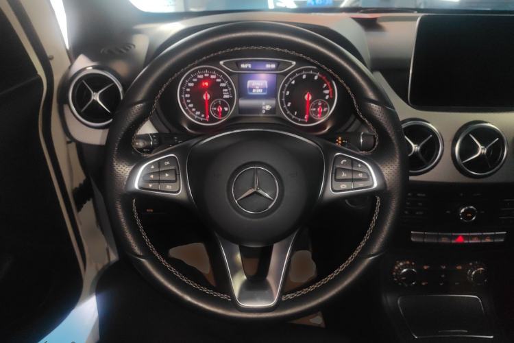 Used Mercedes-Benz B-Class 2017 B 200 Sport Edition

