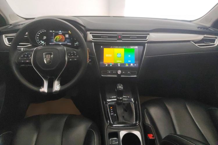 Used Roewe i5 2020 1.5L Automatic 4G Connect Luxury Flagship Edition
