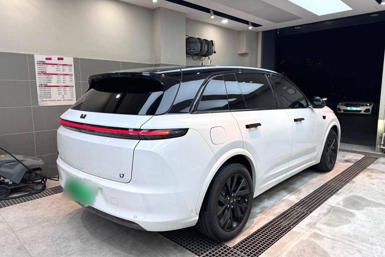 Used Li Auto L7 2023 Pro Model
