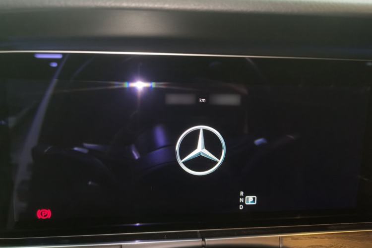 Used Mercedes-Benz E-Class 2021 E 300 L Sporty and Stylish Model
