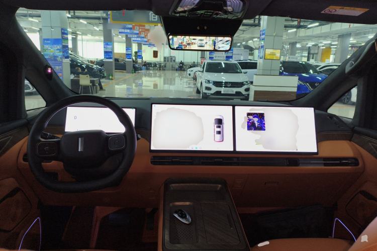 Used Wey Gaoshan 2025 Four-Wheel Drive Alpine 9
