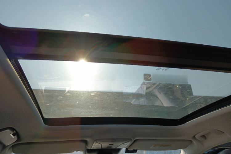 Used Hongqi HS5 2022 Facelifted Version 2.0T Smart Connect Flagship All-Wheel-Drive Edition