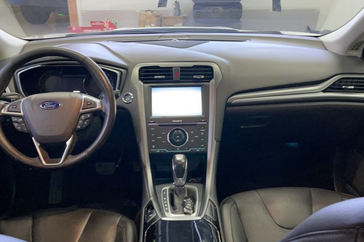 Used Ford Mondeo 2013 2.0L GTDi240 Luxury Sport Model
