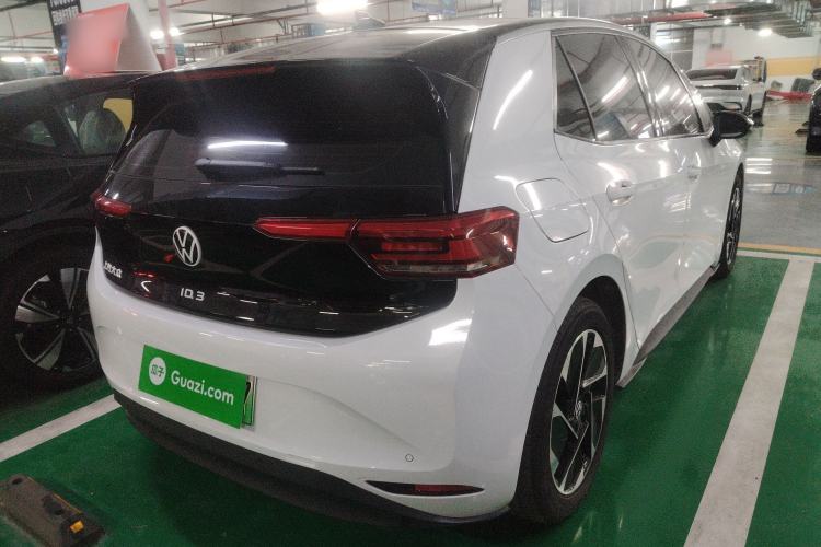 Used Volkswagen ID.3 2025 Smart Edition Outstanding Model
