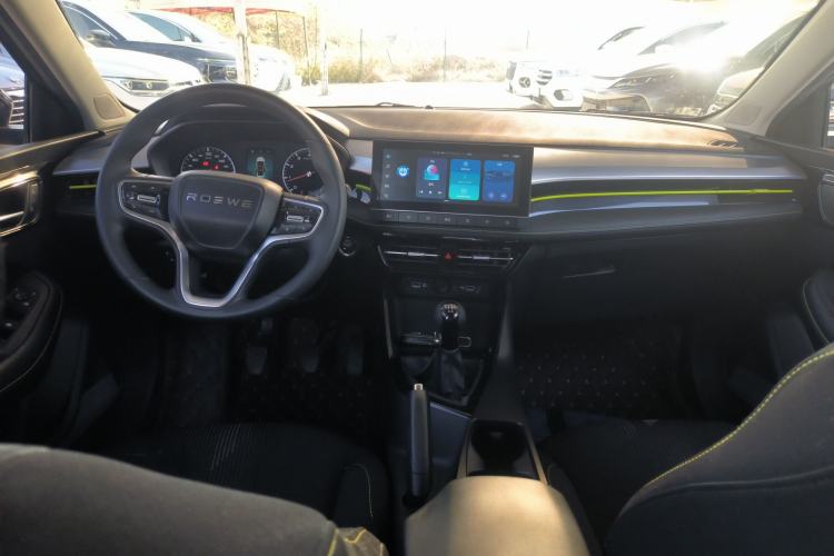 Used Roewe i5 2021 1.5L Manual Platinum Edition