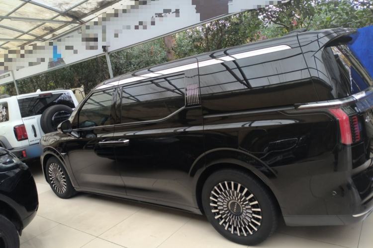 Used Zeekr 009 2022 WE Edition
